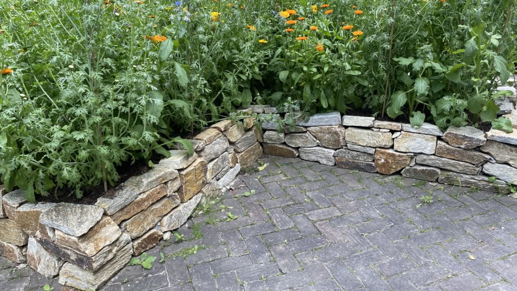 Raised Garden Beds Raised Garden Beds